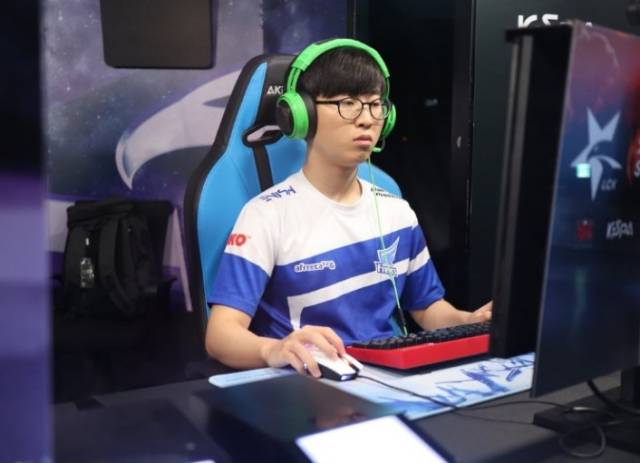 俱乐部带来 俱乐部带来