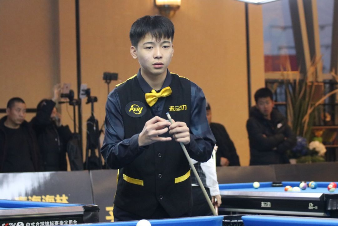 环伺的赛场 环伺的赛场