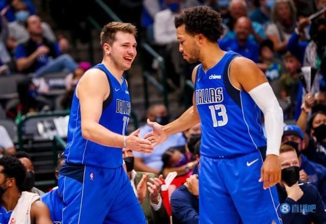 对方半场成 对方半场成