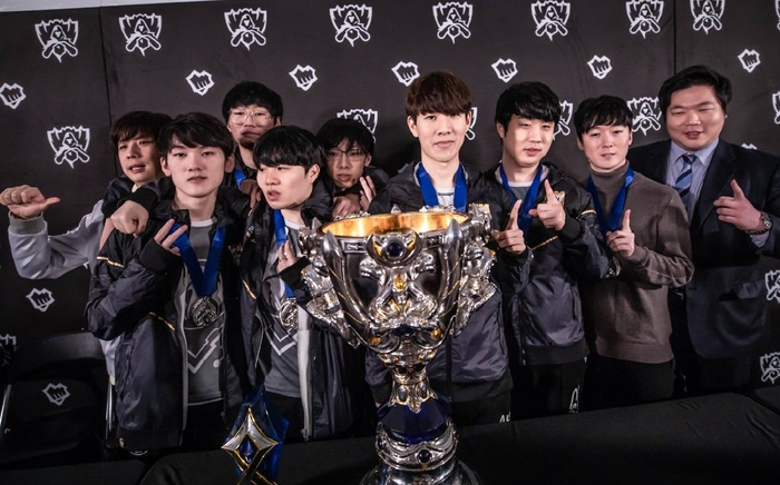 为他赚得了 为他赚得了